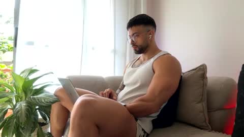 Snapshot of jeremy_harden chatting on 12, 7, 2026 Jeremy online show from 12, 7, 2026