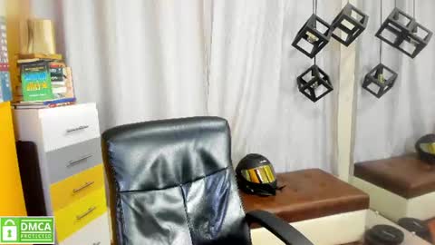 Snapshot of jeremy_job chatting on 28, 7, 2026 Jeremy online show from 28, 7, 2026