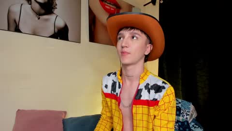 Snapshot of jeremy_salvatore_ chatting on 15, 1, 2025 jero independent model online show from 15, 1, 2025