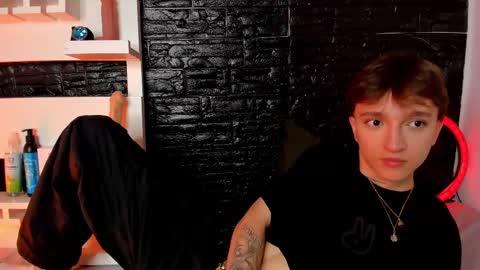 Snapshot of jeremy_salvatore_ chatting on 6, 3, 2025 jero independent model online show from 6, 3, 2025