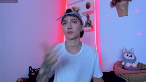 Snapshot of jeremy_salvatore_ chatting on 29, 10, 2025 jero independent model online show from 29, 10, 2025