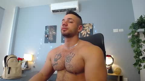 Snapshot of jeremylowe chatting on 16, 12, 2024 Jeremy Lowe online show from 16, 12, 2024