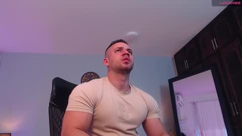 Snapshot of jeremylowe chatting on 13, 1, 2025 Jeremy Lowe online show from 13, 1, 2025