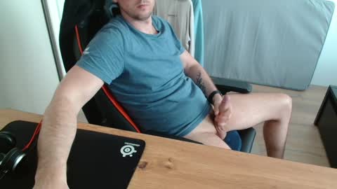 Boy likes daddies online show from 16, 4, 2026