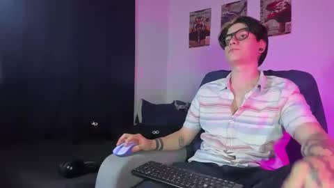 Angelo online show from 9, 10, 2025