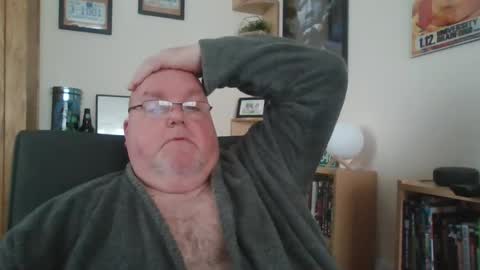 Snapshot of jerseyhammer01 chatting on 4, 3, 2025 Harry online show from 4, 3, 2025