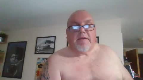 Snapshot of jerseyhammer01 chatting on 10, 10, 2025 Harry online show from 10, 10, 2025