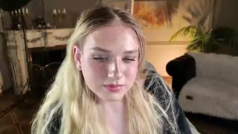 Snapshot of jes_solar chatting on 11, 6, 2026 jes_solar online show from 11, 6, 2026