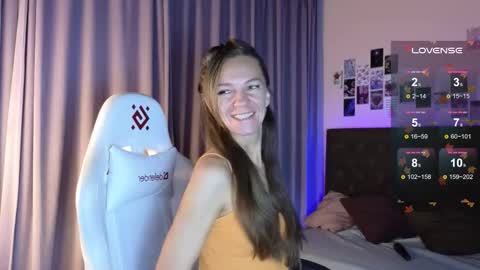 jesica_moon_peachy online show from 29, 9, 2025