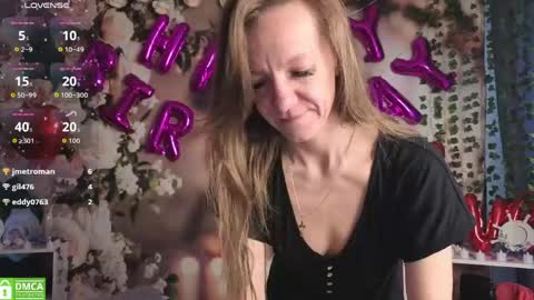 jesica_moon_peachyy online show from 16, 4, 2026