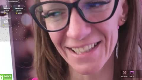 Snapshot of jesica_moon_peachyy chatting on 5, 6, 2026 jesica_moon_peachyy online show from 5, 6, 2026