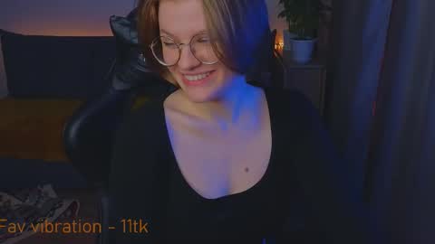 Snapshot of jess0e9 chatting on 27, 9, 2025 JessieVibes online show from 27, 9, 2025