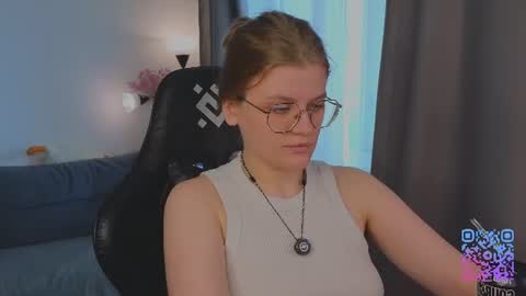 Snapshot of jess0e9 chatting on 16, 6, 2026 JessieVibes online show from 16, 6, 2026