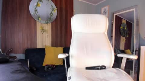 Snapshot of jess69_ chatting on 23, 5, 2026 Jessie online show from 23, 5, 2026
