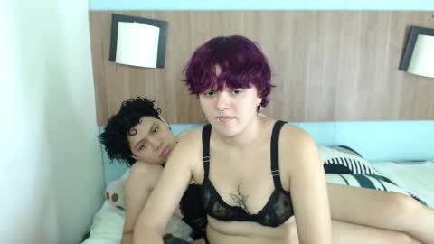 JessAndJade online show from 18, 9, 2025
