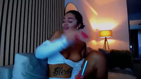 Jess online show from 6, 10, 2025