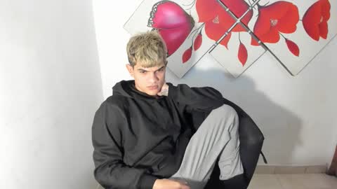 jesshot_bigcock online show from 13, 1, 2026