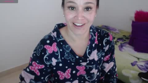 Snapshot of jessi_robertss chatting on 4, 12, 2024 jessica online show from 4, 12, 2024