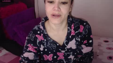 Snapshot of jessi_robertss chatting on 26, 12, 2024 jessica online show from 26, 12, 2024
