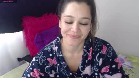 Snapshot of jessi_robertss chatting on 26, 1, 2025 jessica online show from 26, 1, 2025