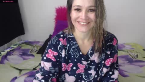 Snapshot of jessi_robertss chatting on 15, 2, 2025 jessica online show from 15, 2, 2025