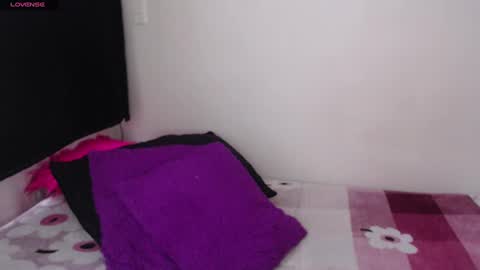 Snapshot of jessi_robertss chatting on 23, 2, 2025 jessica online show from 23, 2, 2025