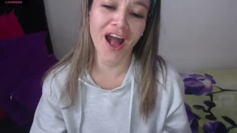 Snapshot of jessi_robertss chatting on 25, 2, 2025 jessica online show from 25, 2, 2025