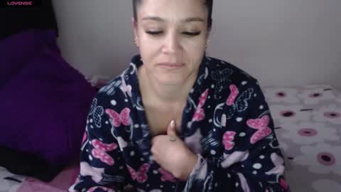 Snapshot of jessi_robertss chatting on 1, 3, 2025 jessica online show from 1, 3, 2025