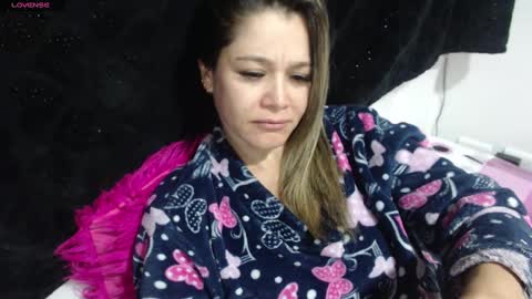 Snapshot of jessi_robertss chatting on 6, 3, 2025 jessica online show from 6, 3, 2025