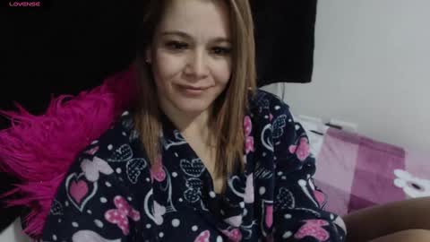 Snapshot of jessi_robertss chatting on 7, 3, 2025 jessica online show from 7, 3, 2025