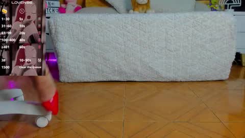                online show from 26, 10, 2025