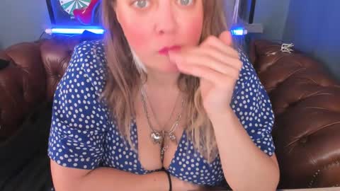 Snapshot of jessica_foxie chatting on 28, 1, 2025 Jessica online show from 28, 1, 2025