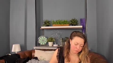 Snapshot of jessica_foxie chatting on 11, 3, 2025 Jessica online show from 11, 3, 2025
