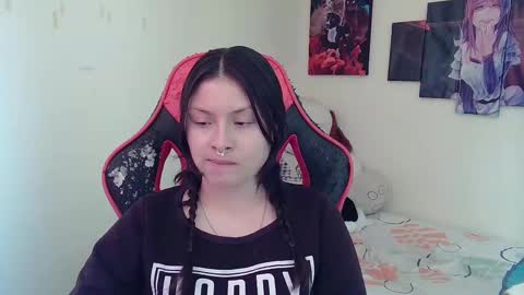 Jessica gomez online show from 17, 2, 2025