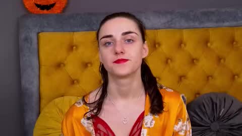 Jessica White online show from 23, 12, 2025