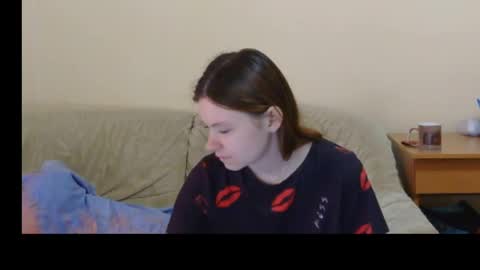 jessicaholland1 online show from 15, 4, 2026