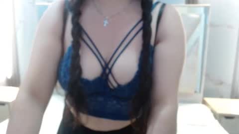 jessicaparkercf online show from 11, 11, 2025