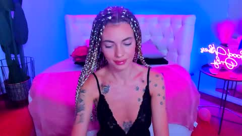 Snapshot of jessicasky_ chatting on 20, 10, 2025 Jessy online show from 20, 10, 2025