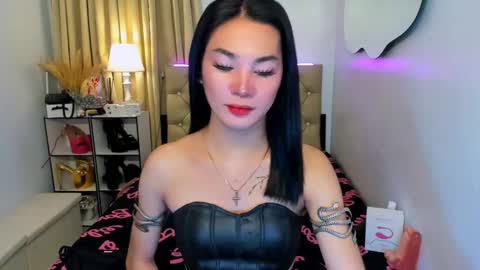 Snapshot of jessie_empress chatting on 24, 2, 2025 Your naughty Jessie online show from 24, 2, 2025