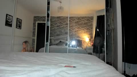 Snapshot of jessiebella0210_ chatting on 19, 7, 2026 jessiebella0210_ online show from 19, 7, 2026