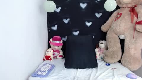Snapshot of jessiedugalxxx chatting on 11, 10, 2025 Jessie Big Boobs online show from 11, 10, 2025