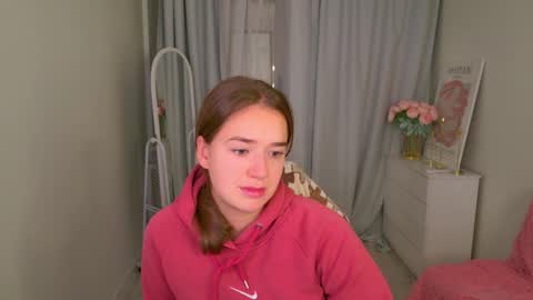 Snapshot of jessiestarz chatting on 17, 11, 2025 Jessi online show from 17, 11, 2025