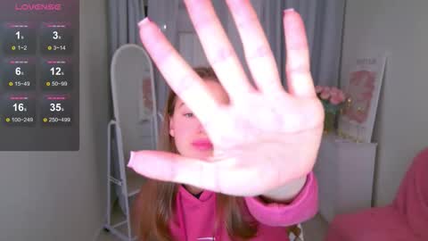 Snapshot of jessiestarz chatting on 24, 11, 2025 Jessi online show from 24, 11, 2025