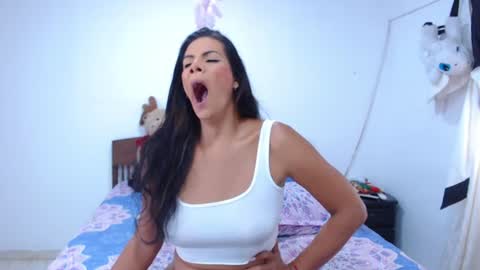 Snapshot of jessigomez chatting on 17, 6, 2026 JESSI GOMEZ online show from 17, 6, 2026