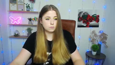 Jess online show from 4, 3, 2025