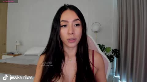    online show from 6, 10, 2025