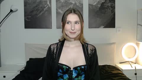 jessstonem online show from 13, 1, 2026