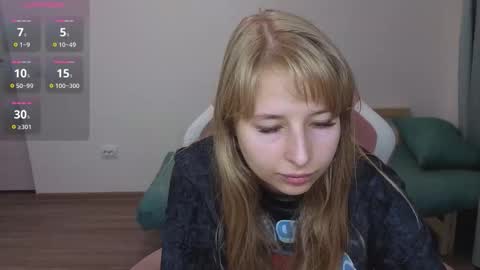 Snapshot of jessy_comely chatting on 26, 9, 2025 Jessy online show from 26, 9, 2025