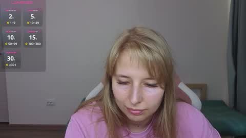 Snapshot of jessy_comely chatting on 1, 10, 2025 Jessy online show from 1, 10, 2025