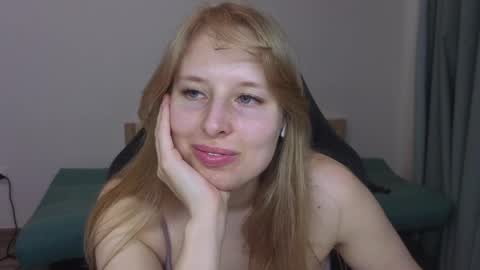 Snapshot of jessy_comely chatting on 5, 6, 2026 Jessy online show from 5, 6, 2026